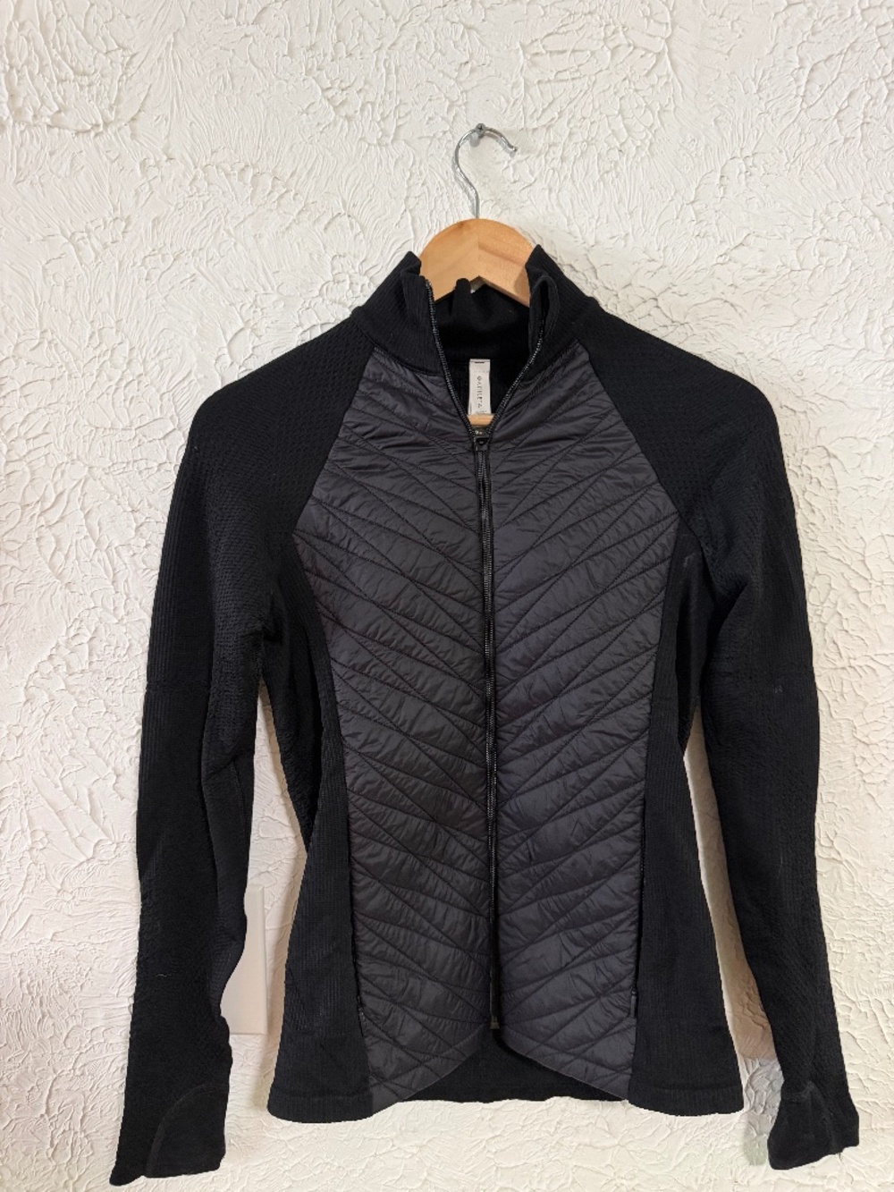 Athleta Black Quilted Performance Zip Jacket Size Small